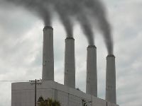 La taxe carbone redistribuée aux citoyens et aux entreprises