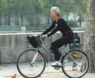lagarde_velo christine lagarde a velo
