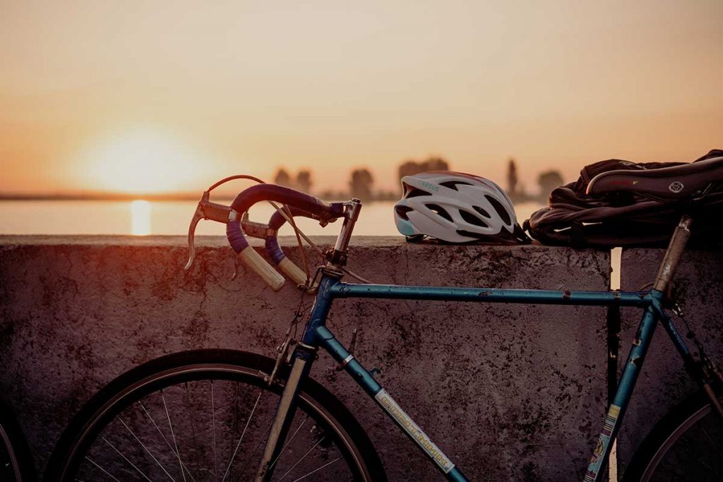 porter un casque à vélo