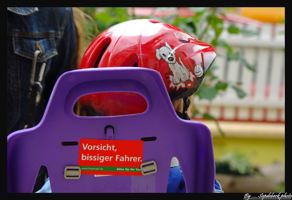Concours photo « L’insolite dans le vélo »: Attention conducteur mordant