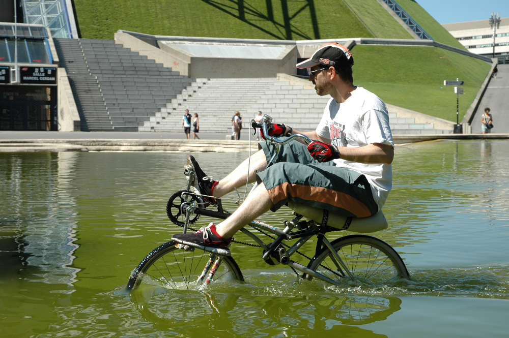 Concours photo « L’insolite dans le vélo » : Le vélo spécial inondation