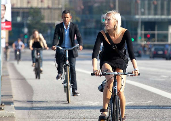 Aller au travail à vélo, les vélotafeurs bientôt récompensés