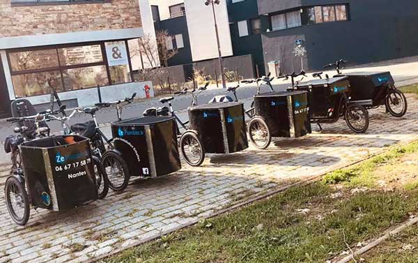 Triporteurs et biporteurs, la flotte de vélos de l'entreprise