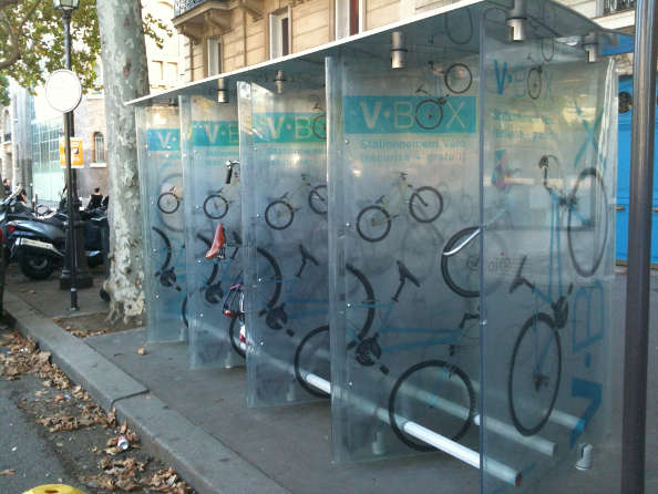 Paris : Le futur du mobilier urbain pour vélo en prototype