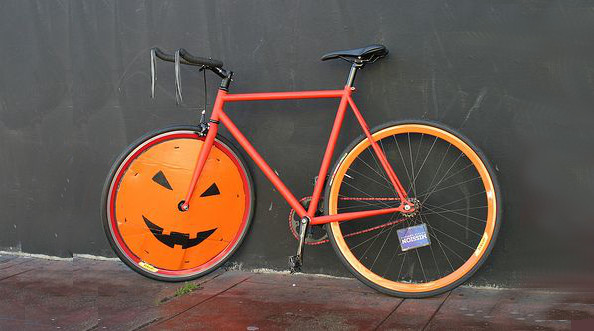 Customiser son vélo pour Halloween
