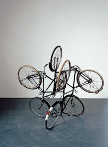 Tour de France : le vélo, oeuvre d'art - 99designs