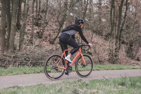 faire de la route avec une selle velo pour femme