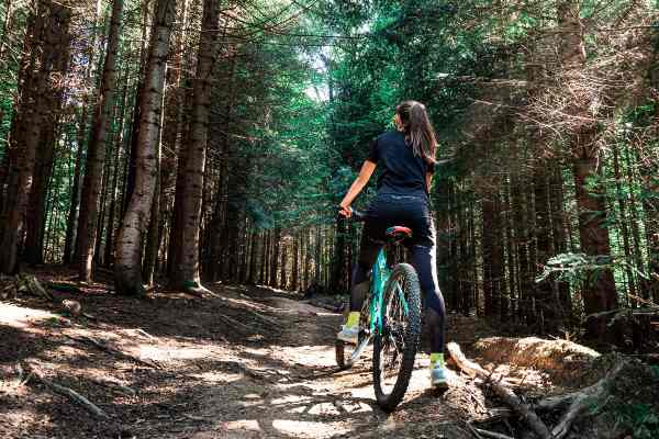 faire du VTT avec une selle VTT femme confortable