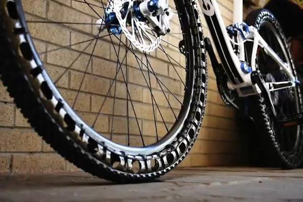 Comment fabrique-t-on un pneu pour vélo ?