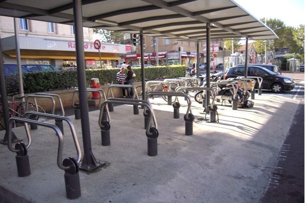 2017 : Des parkings vélos obligatoires dans les lieux publics et professionnels