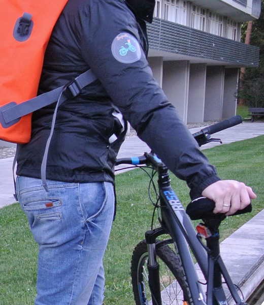 Baguette à bicyclette livre du pain sur Lyon