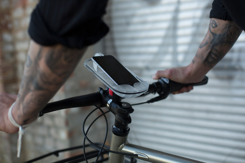 Le support pour smartphone vélo de SMINNO
