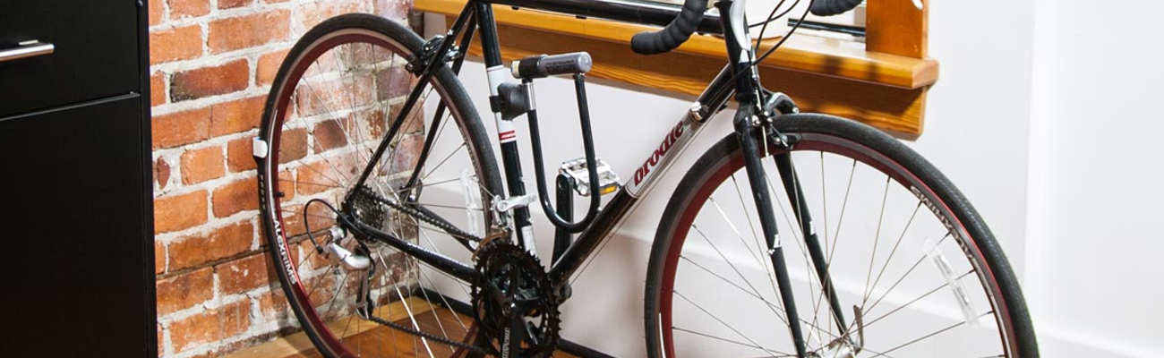 Clug : un range-vélo design pour stationner votre bicyclette