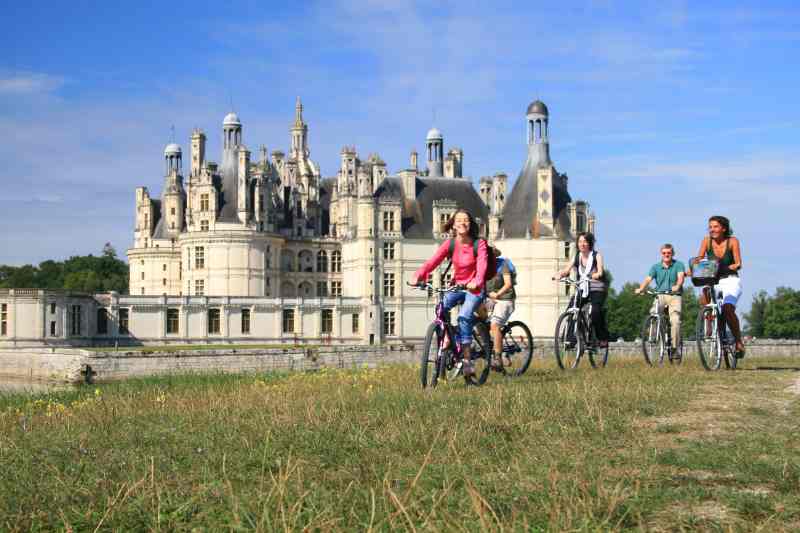 Chateau de Chambord sur la Loire à vélo sur l'EuroVelo 6