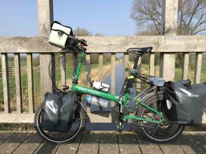Vélo pliant intermodalité cyclotourisme