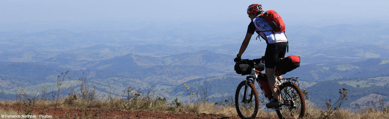 bikepacking-voyager-a-velo-montagne