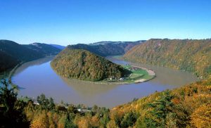 Boucle du Danube à Haibach ob der Donau