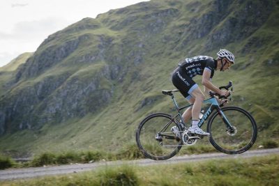 Position couchée sur le vélo