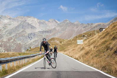 Cyclistes sur route