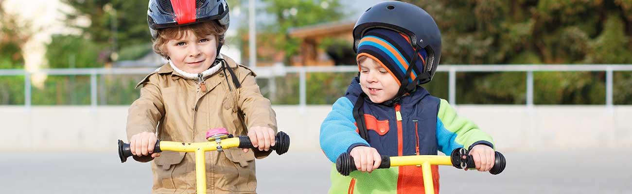 Velo Sans Pedale Et Draisienne Quel Equipement De Securite Pour L Enfant