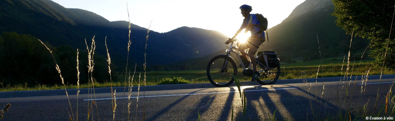 Voyages à vélo sur-mesure sur les plus belles routes de France