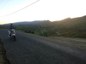 Le trafic est assez rare dans les montagnes marocaines