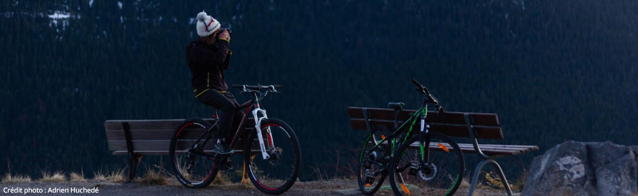 Les Stop trotteurs, deux photographes à la découverte du Canada à vélo