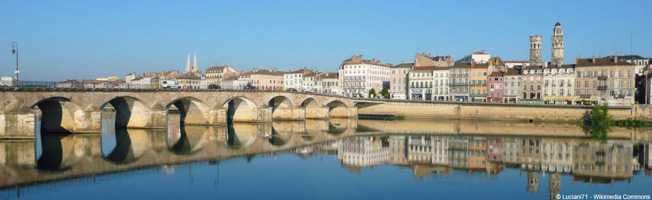 Mâcon sur les bords de la Saône