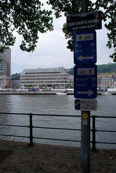 Signalisation de l'EuroVelo 19 à Liège