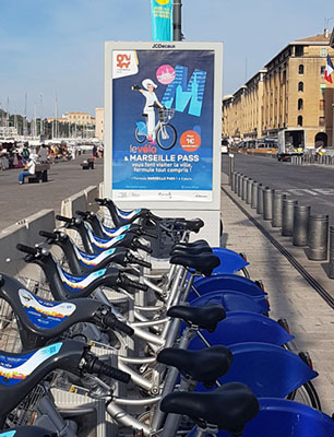 Une station VLS Le Vélo sur le Vieux-Port