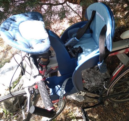 Siège Enfant Avant Pour Vélo WeeRide - Gris/Rouge, Harnais 5 Points, Enfant 1-4 Ans | Sécurité Norme EU - 13