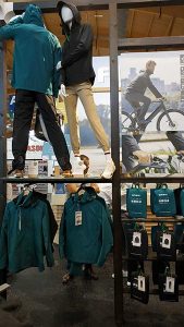 Basil a présenté ses nouvelles gammes de vêtements imperméables pour cyclistes