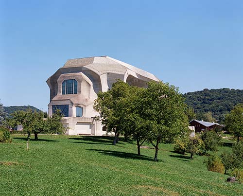 Le Goetheanum sur la Véloroute des Trois Pays