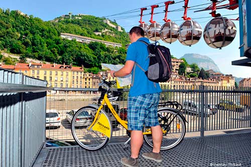 Déjouer la pollution d'une vélo par le biais du vélo, un argument qui devrait encore animer les élections municipales de Grenoble 2020