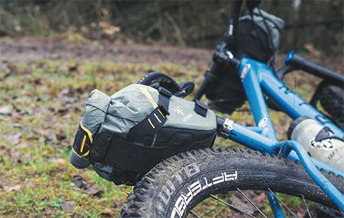 Sacoche Dropper Backcountry de l'Innovation Lab Apidura