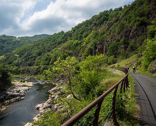 Pont de Chervil dans la vallée de l'Eyrieux