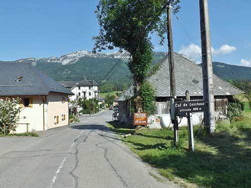 Sommet du Col de Leschaux surla Route des Fromages de Savoie