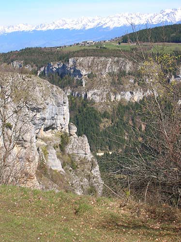 Gorges du Furon et village de Saint-Nizier