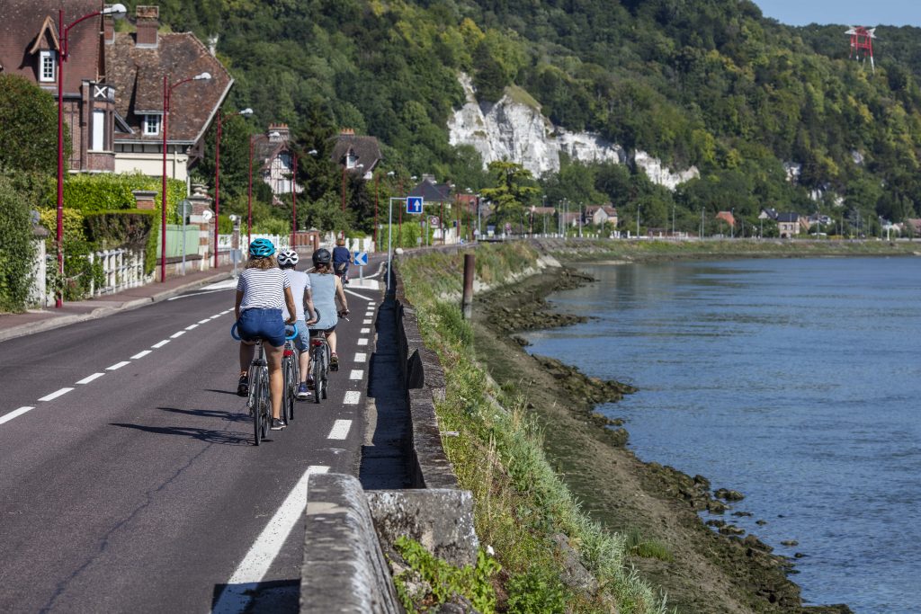 La Bouille en vélo le long de la seine