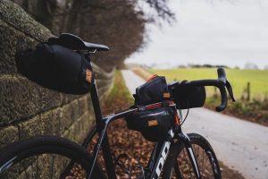 vélo bikepacking dans la campagne