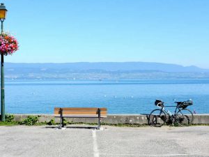 vélo sur le lac Léman