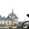 La Race Across Paris passe devant le Château de Chantilly