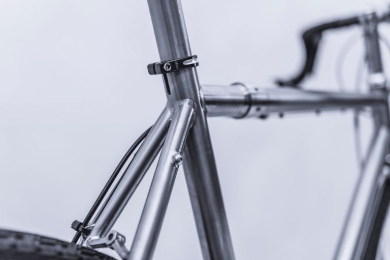 Hnmodter Ajustement de la Vis de la Tige de Selle de Vis de la Tige de Selle de Serrage Vis de Reliure Boulon 15-25Mm Style Vintage Vis en Acier Haute RéSistance Hnmodter Ajustement de la Vis de la Tige de Selle de Vis de la Tige de Selle de Serrage Vis de Reliure Boulon 15-25Mm Style Vintage Vis en Acier Haute RéSistance