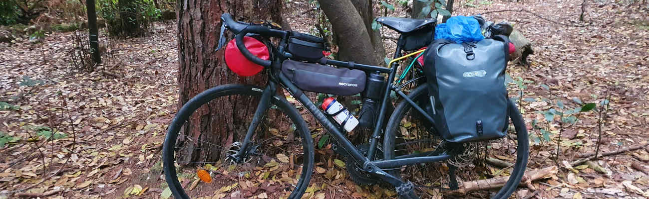 Chargement pour voyage à vélo autour de la Bretagne