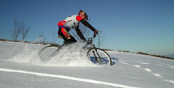 VTT sur la neige.