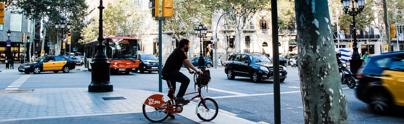 Intermodalité à Barcelone : combiner le vélo et les transports publics 