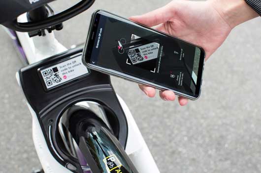 Déblocage d’un vélo free-floating Indigo Weel avec l’application pour smartphone